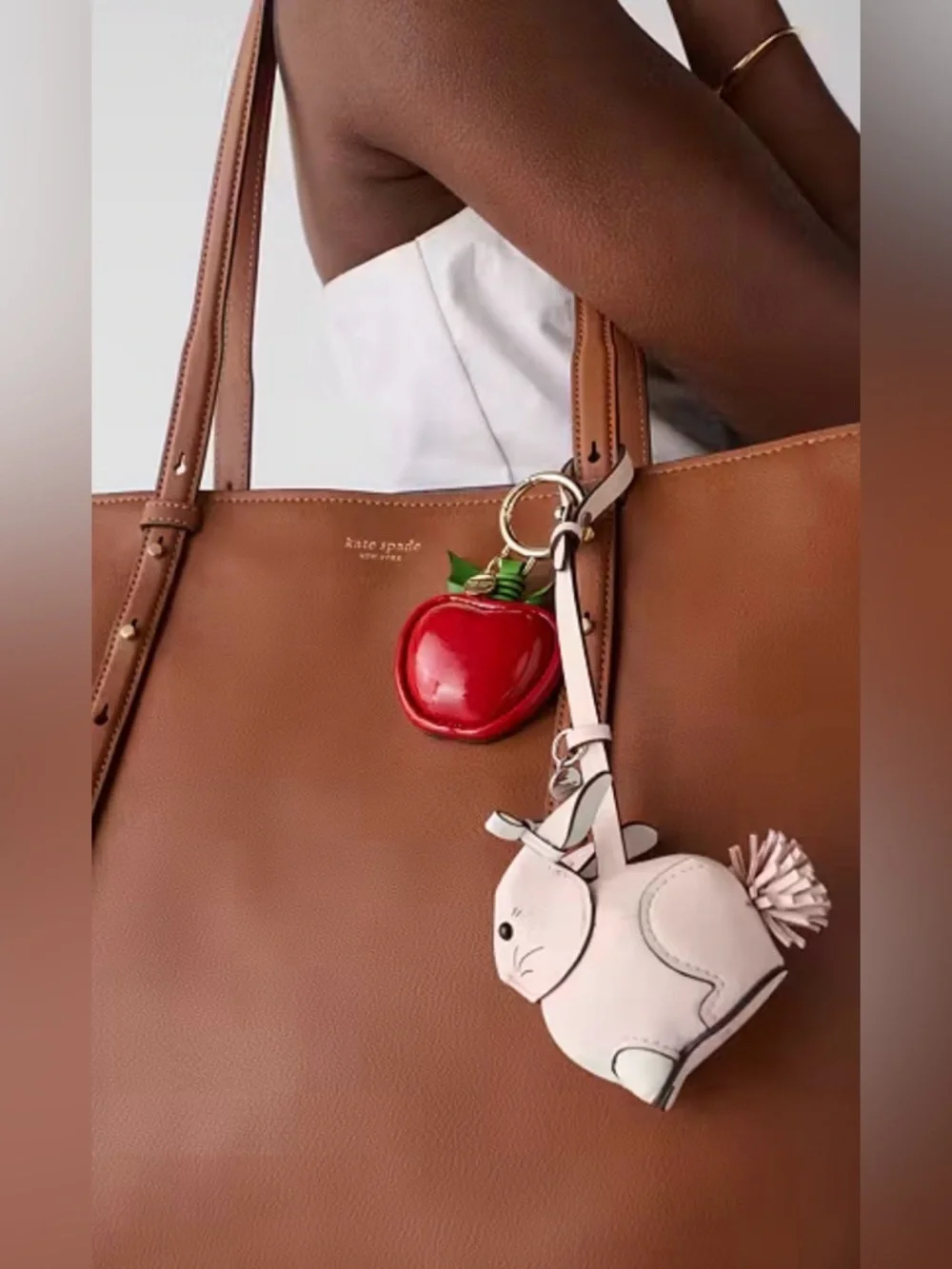 Kate Spade Charmed Pippa Rabbit Bag Charm - Picture 15 of 17